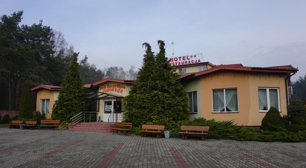 Hotel Pod Szczesliwa Gwiazda Cekanowo Exterior foto